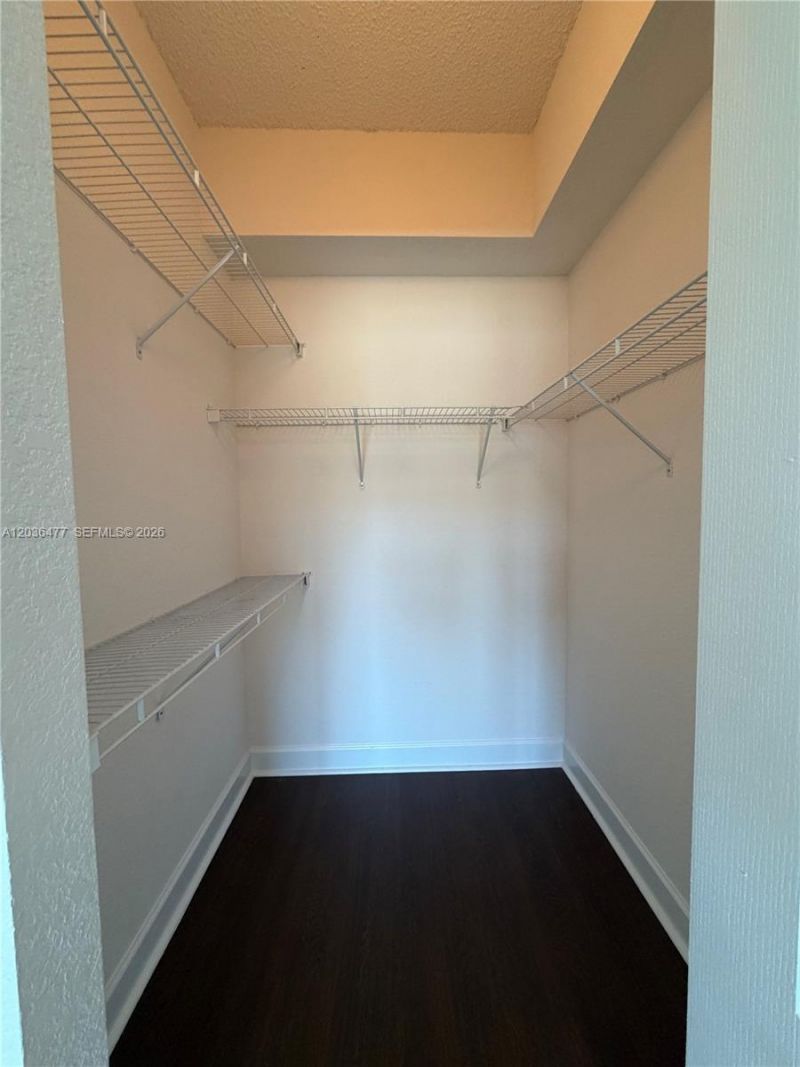 6001 SW 70th St , Unit 644, South Miami, FL 33143 Photo