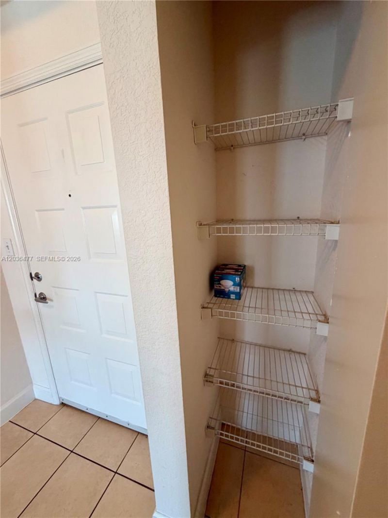 6001 SW 70th St , Unit 644, South Miami, FL 33143 Photo
