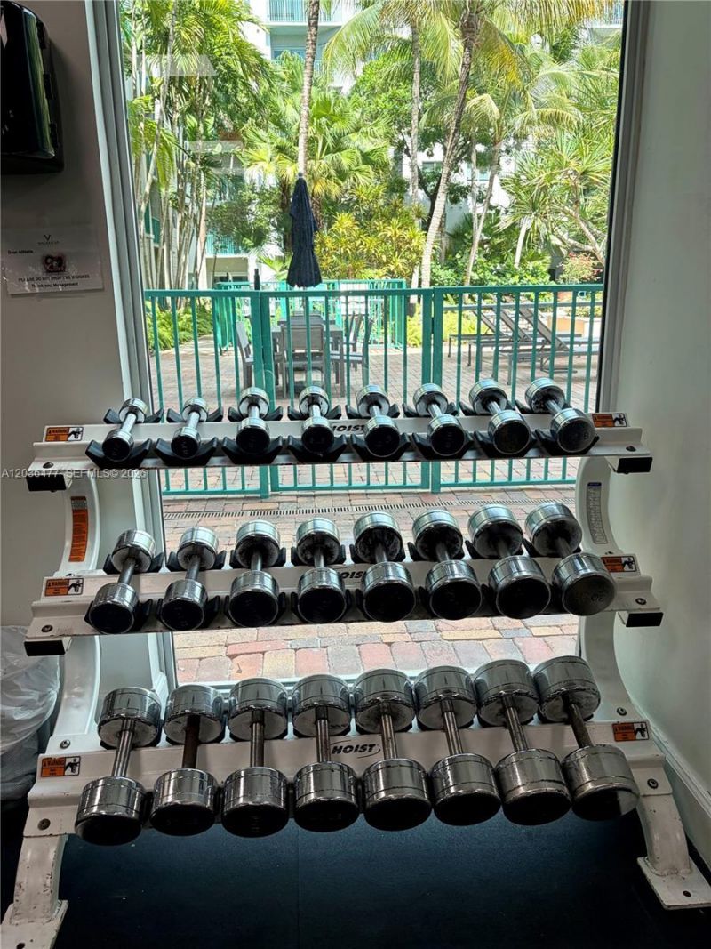 6001 SW 70th St , Unit 644, South Miami, FL 33143 Photo