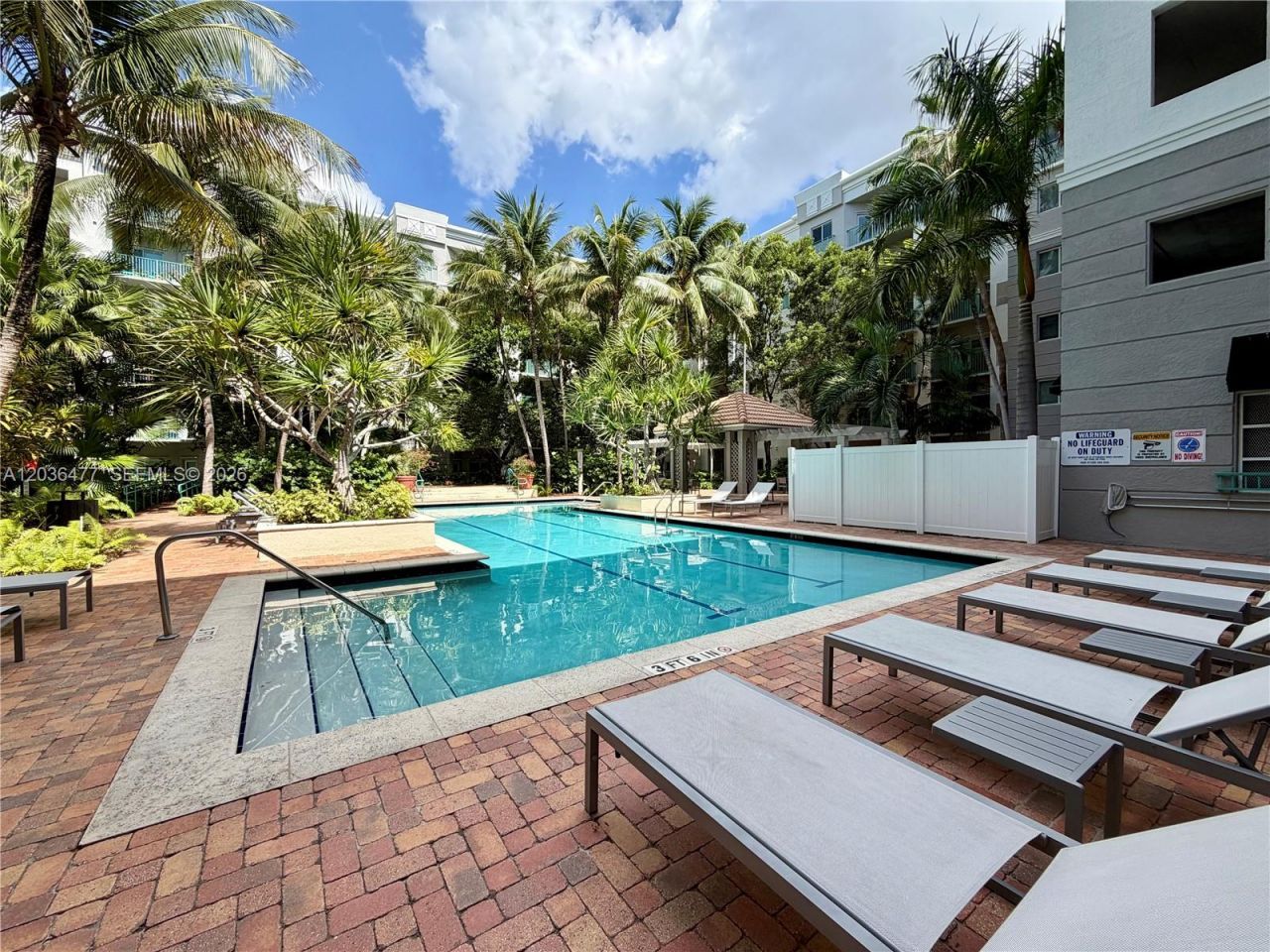 6001 SW 70th St , Unit 644, South Miami, FL 33143 Photo