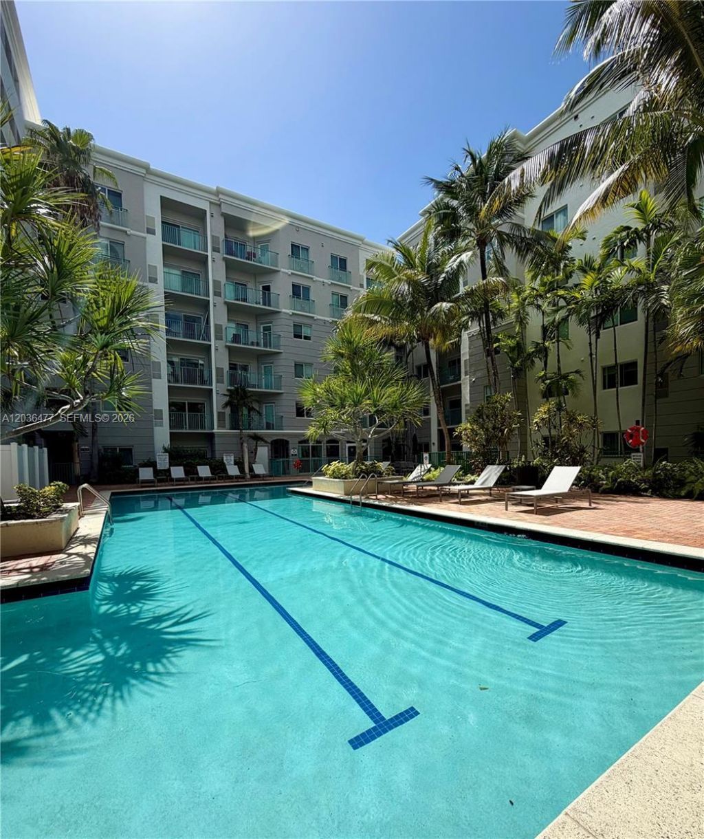 6001 SW 70th St , Unit 644, South Miami, FL 33143 Photo