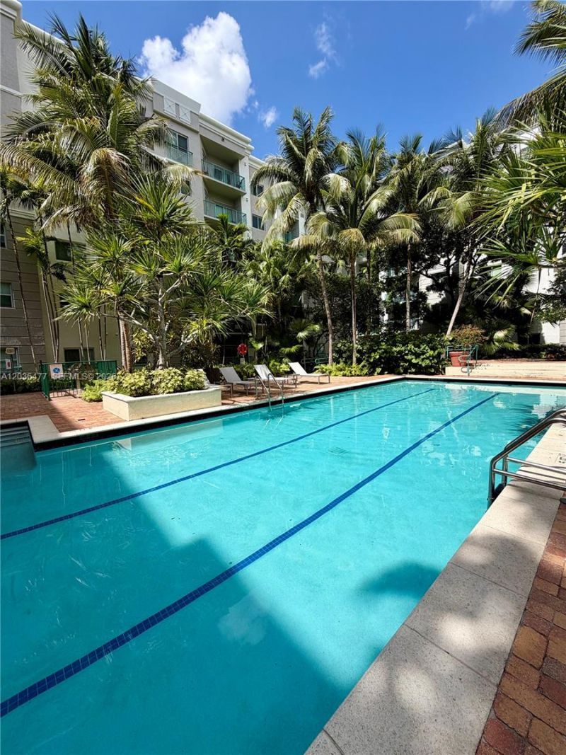 6001 SW 70th St , Unit 644, South Miami, FL 33143 Photo
