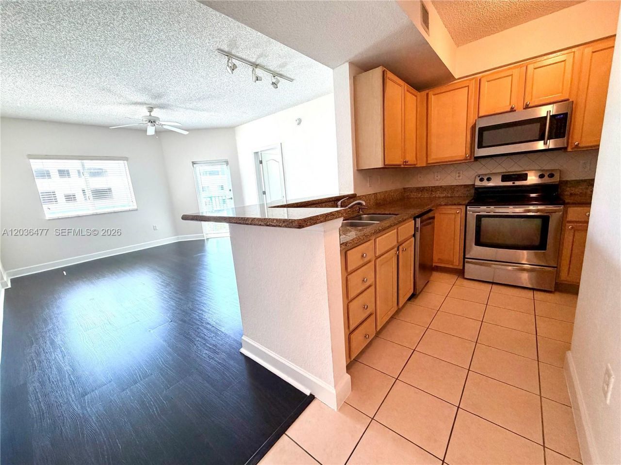 6001 SW 70th St , Unit 644, South Miami, FL 33143 Photo