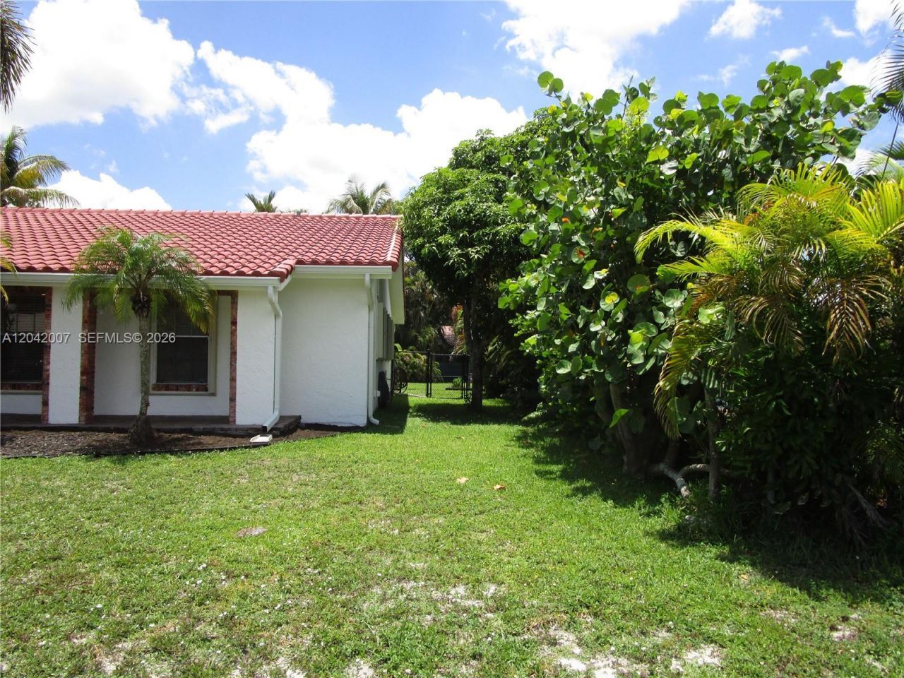 11130 NW 38th St , Coral Springs, FL 33065 Photo