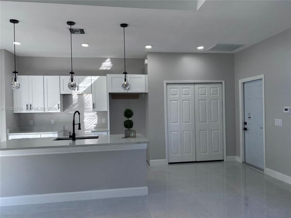 1126 Milwaukee Blvd , Lehigh Acres, FL 33974
