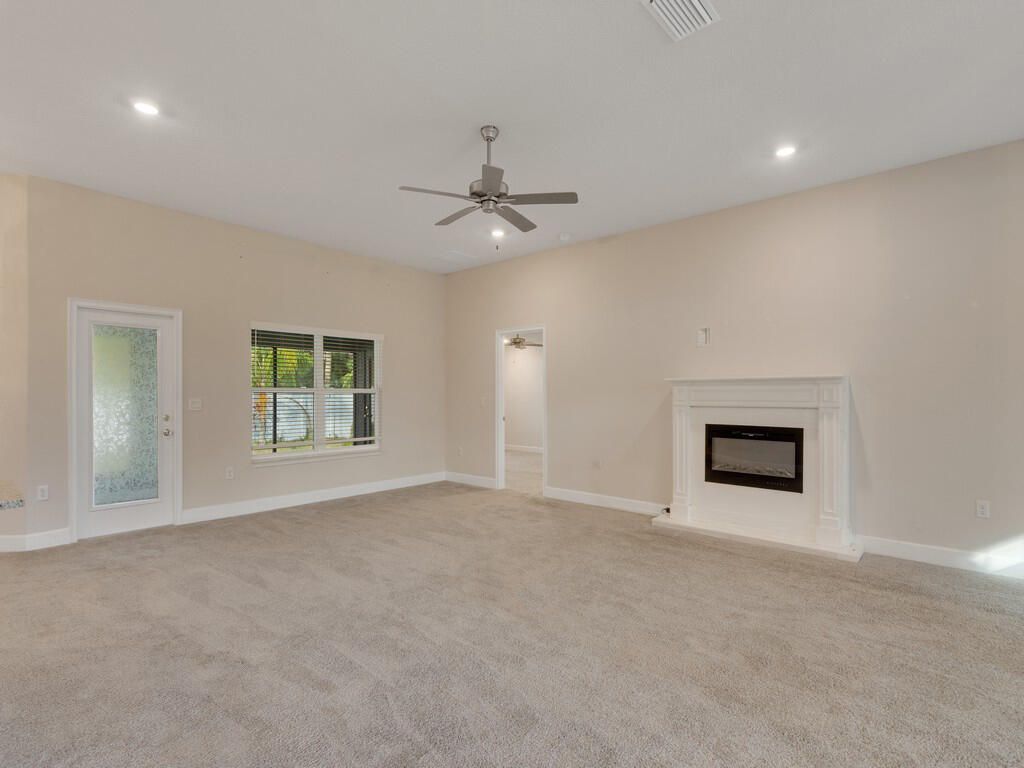 8308 Amalfi Circle, Fort Pierce, FL 34951 Photo
