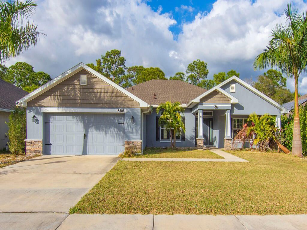 8308 Amalfi Circle, Fort Pierce, FL 34951 Photo