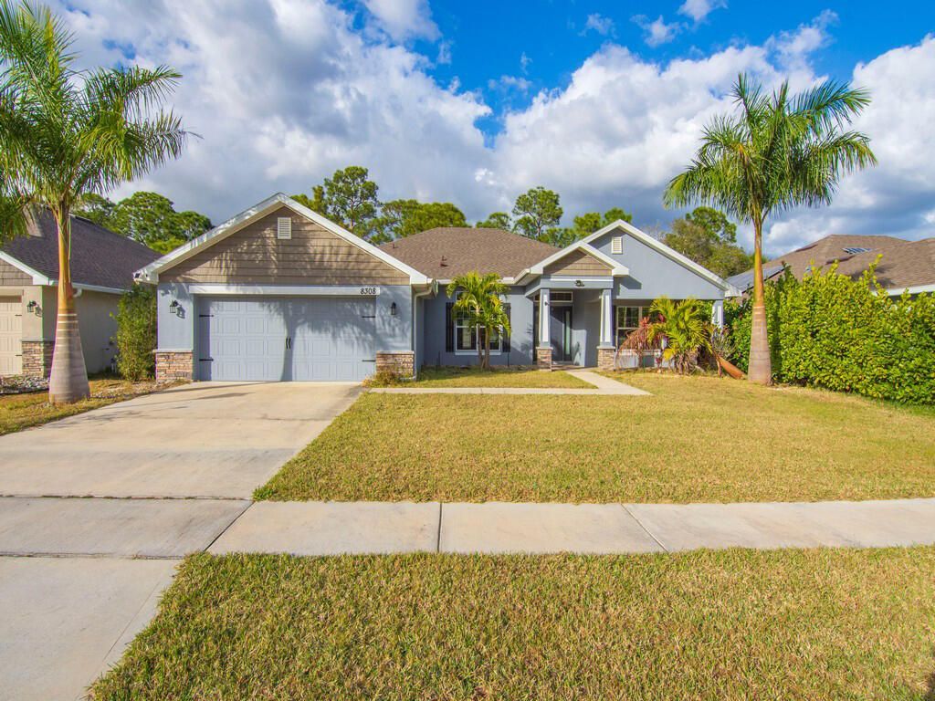 8308 Amalfi Circle, Fort Pierce, FL 34951 Photo