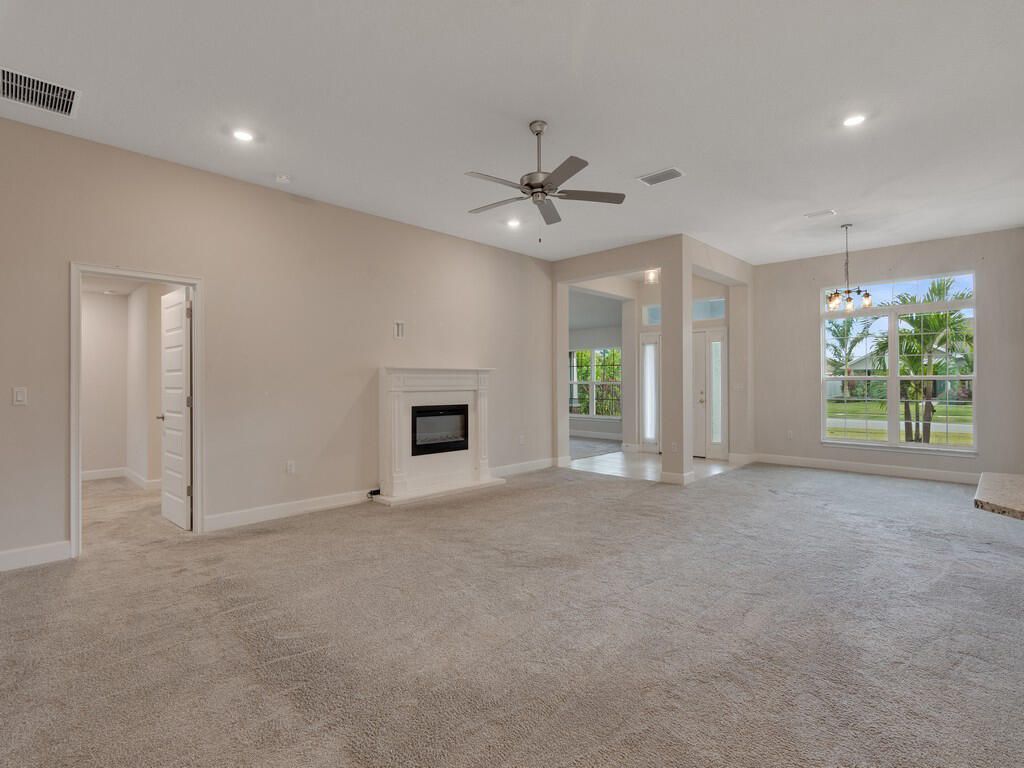 8308 Amalfi Circle, Fort Pierce, FL 34951 Photo