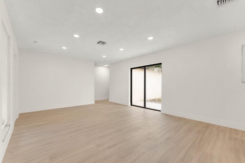 6572 Pierce Street, Hollywood, FL 33024 Photo