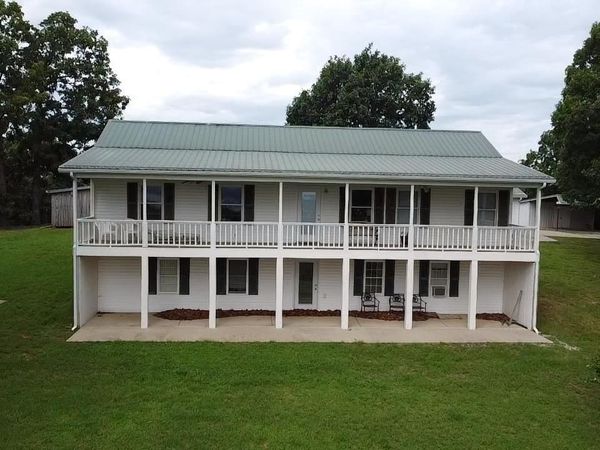 Yellville, AR 72687