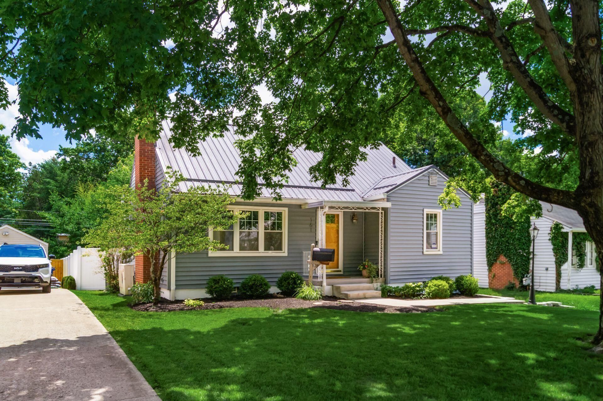 161 Deland Avenue, Columbus, OH 43214 Main Photo