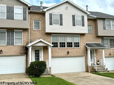 931 Ashton Place, Morgantown, WV 26508
