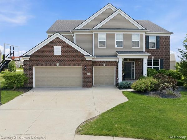 24986 Carriage Lane, Lyon Twp, MI 48178