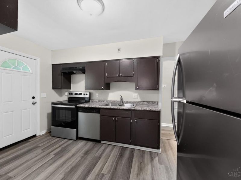 3254 Gobel Avenue, Cincinnati, OH 45211 Photo 6