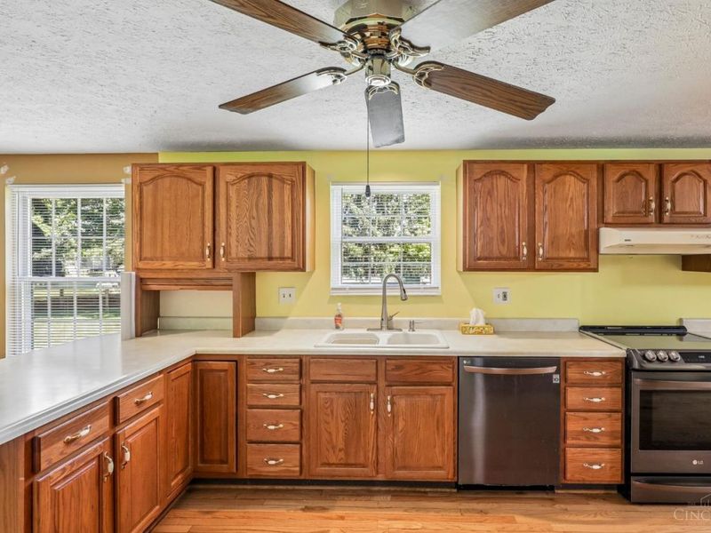8125 Woodward Drive, West Chester, OH 45069 Photo 16