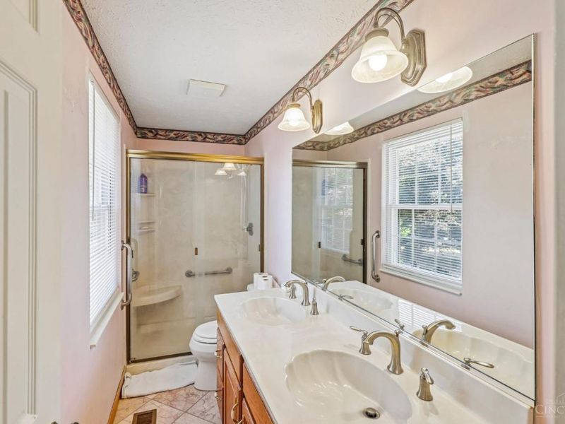 8125 Woodward Drive, West Chester, OH 45069 Photo 28