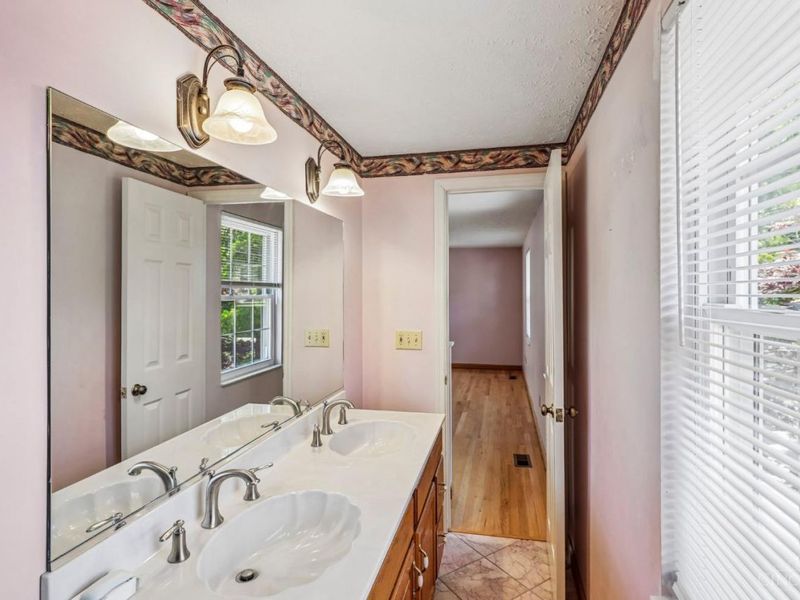 8125 Woodward Drive, West Chester, OH 45069 Photo 29