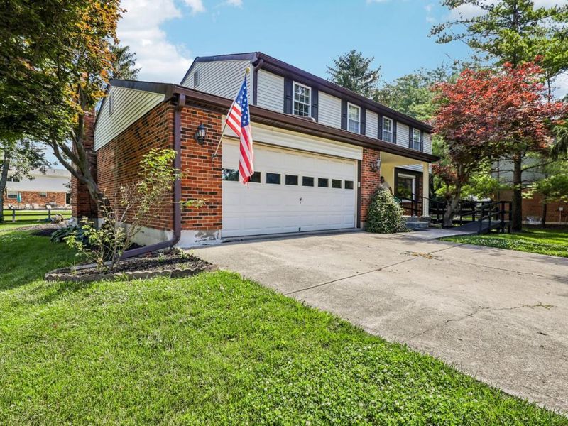 8125 Woodward Drive, West Chester, OH 45069 Photo 3