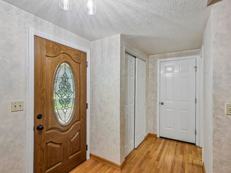 8125 Woodward Drive, West Chester, OH 45069 Photo 5