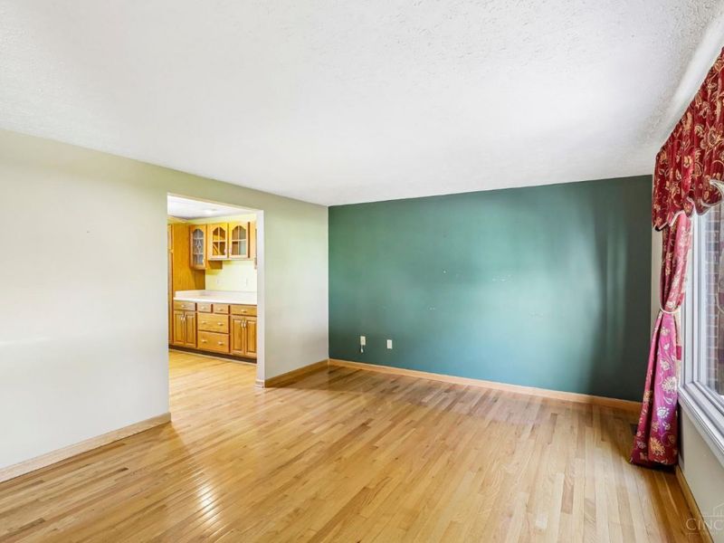 8125 Woodward Drive, West Chester, OH 45069 Photo 8