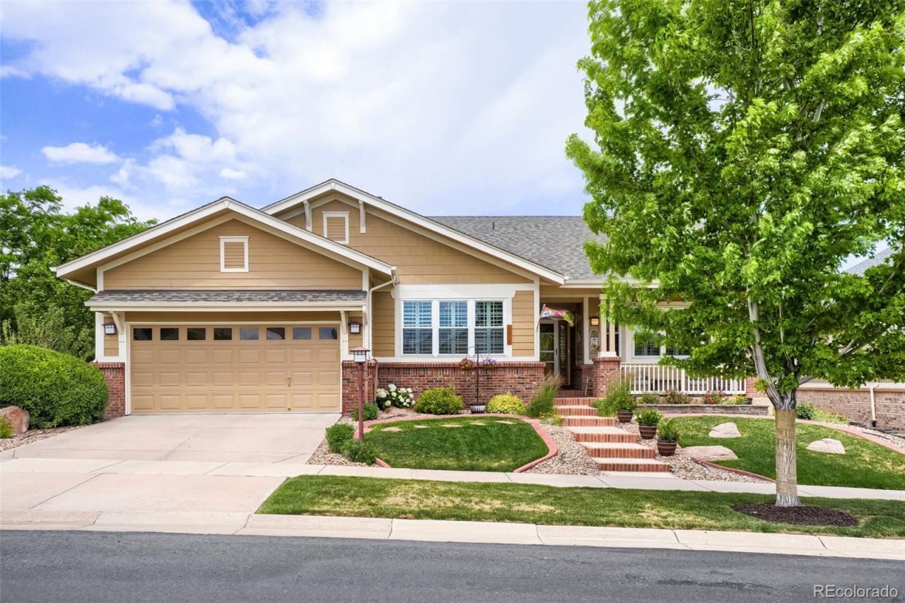 8011 S Shawnee Street, Aurora, CO 80016 Main Photo