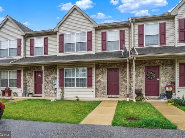45 YARROW COURT , MANCHESTER, PA 17345