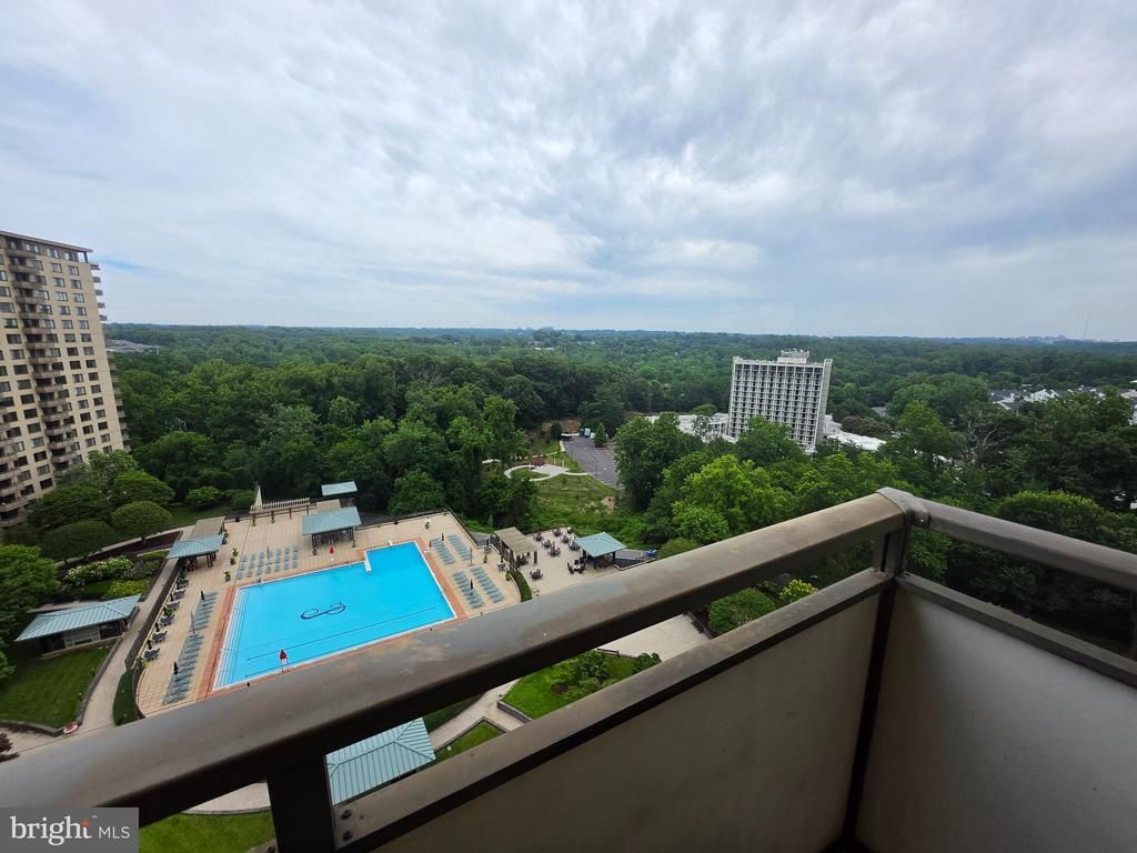5225 POOKS HILL ROAD , BETHESDA, MD 20814
