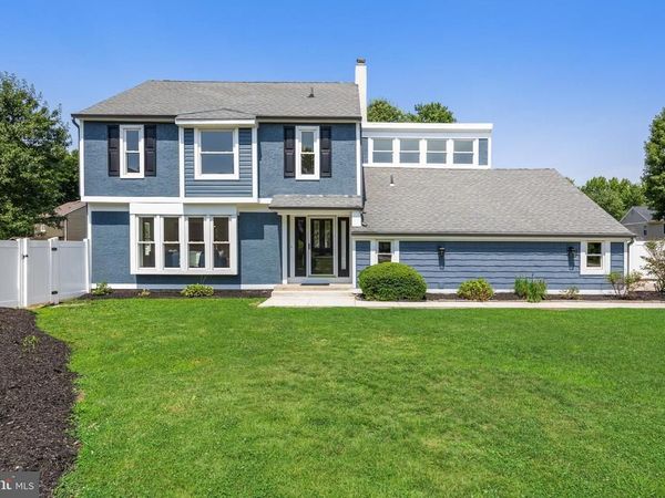 20 ROSE COURT, MOUNT LAUREL, NJ 08054