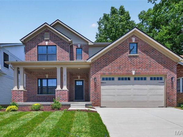 8737 Magdalen Avenue , St Louis, MO 63144