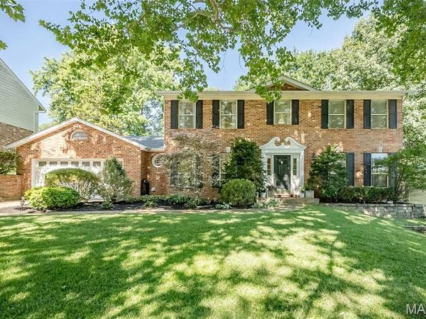 173 Hickory Tree Court, Ballwin, MO 63011