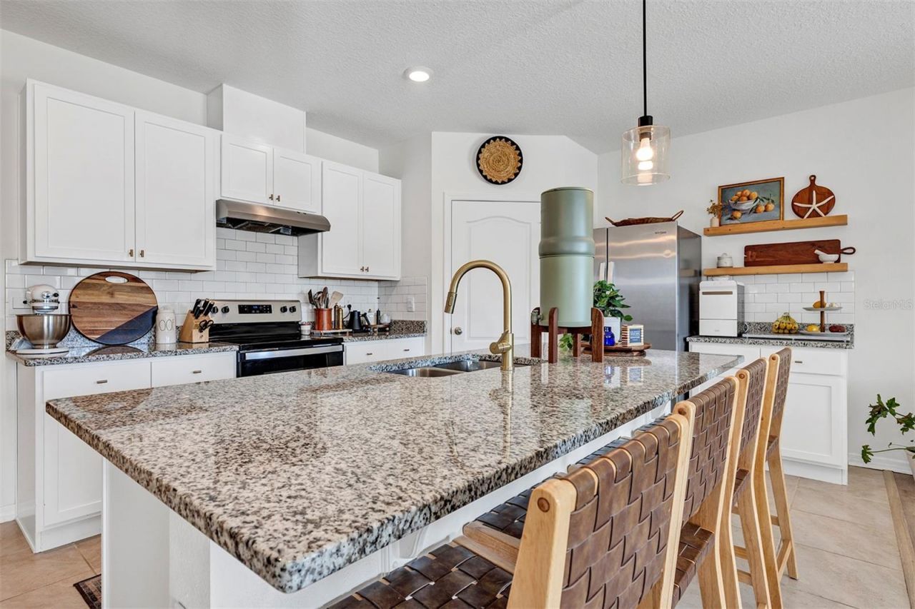 3221 Silas Drive , New Smyrna Beach, FL 32168 Photo