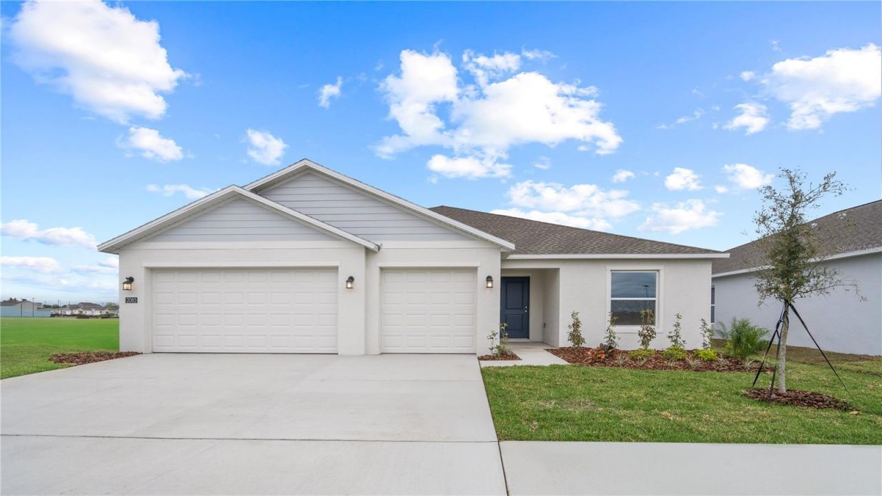 2085 Lasso Loop, Eagle Lake, FL 33839 Photo