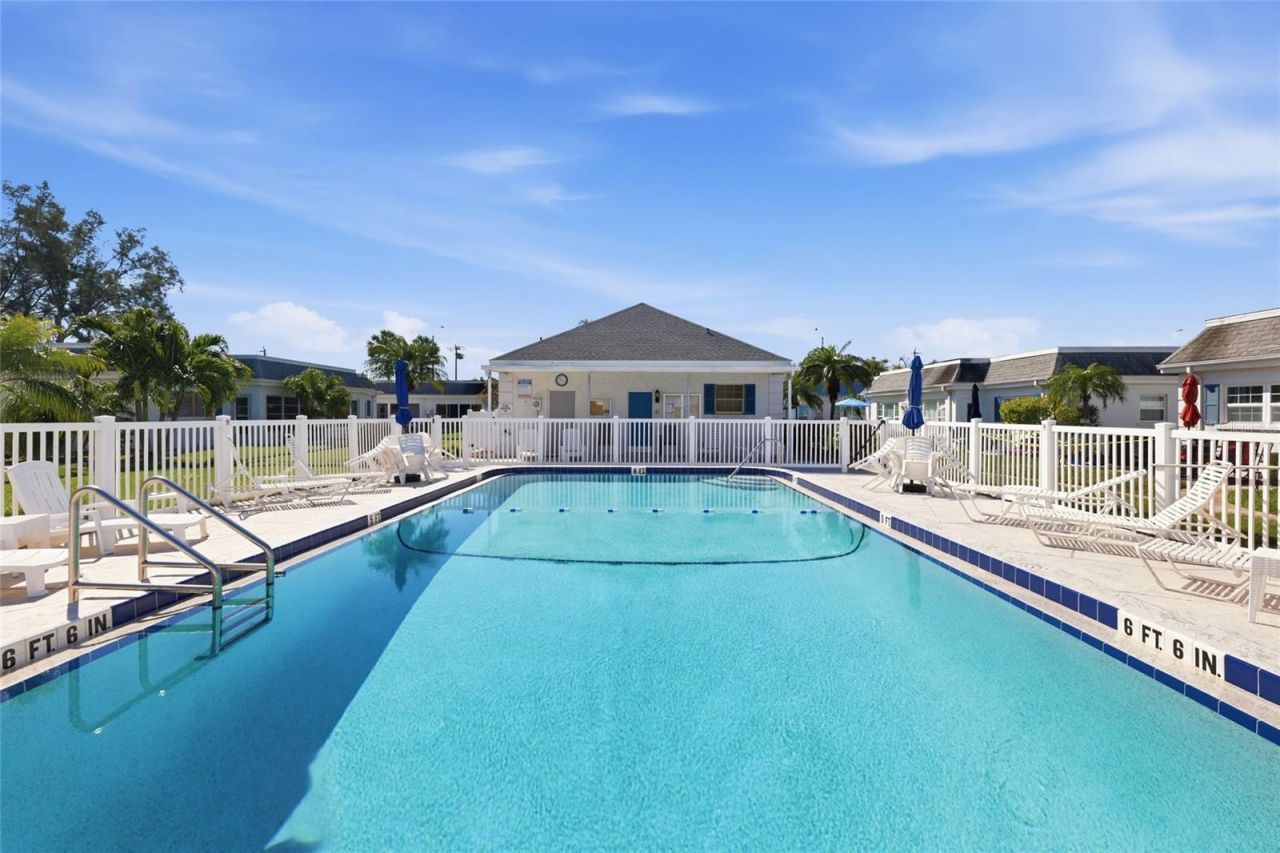 9917 Desoto Court , Unit 9917, Bradenton, FL 34210 Photo