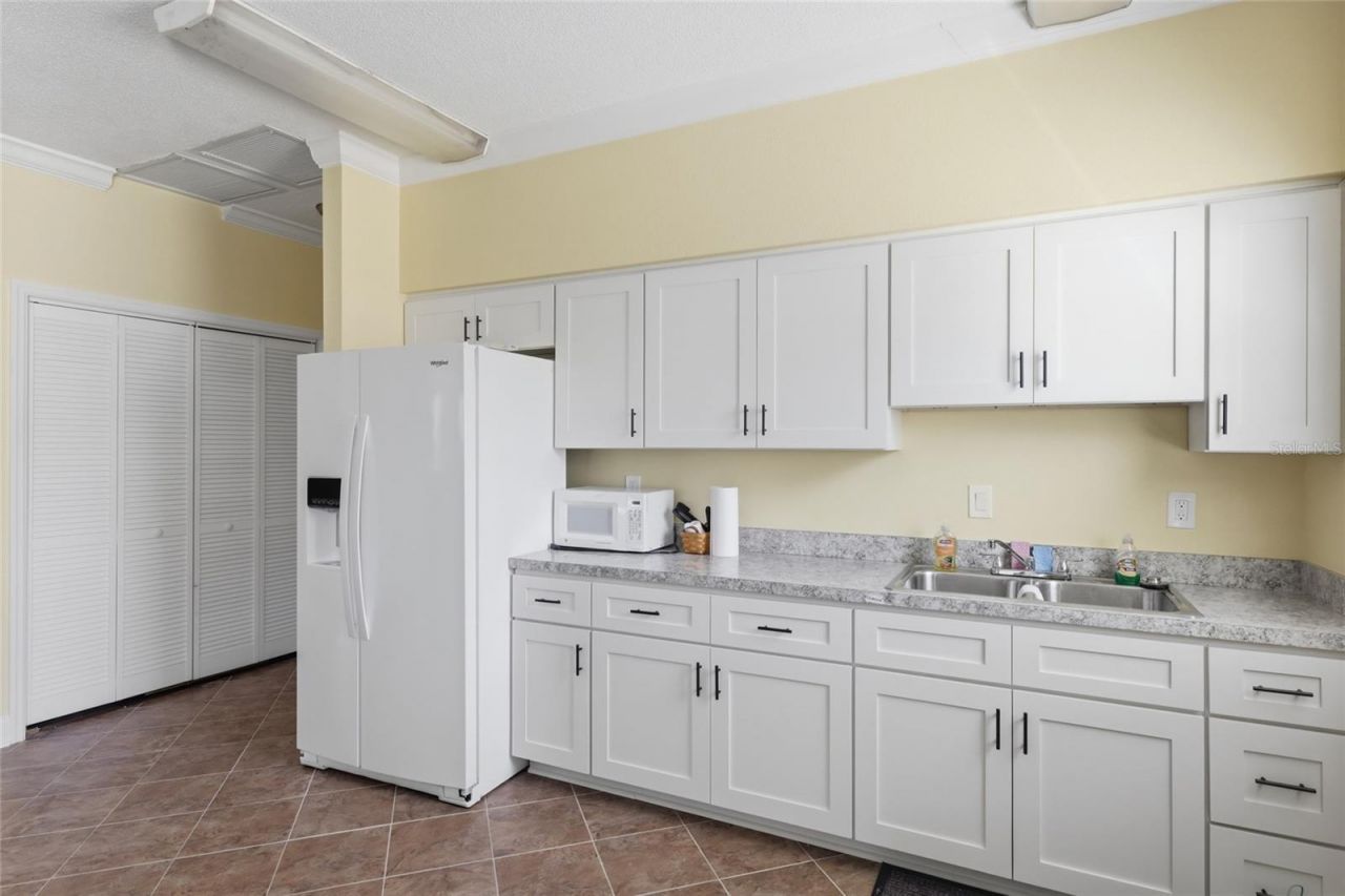 9917 Desoto Court , Unit 9917, Bradenton, FL 34210 Photo