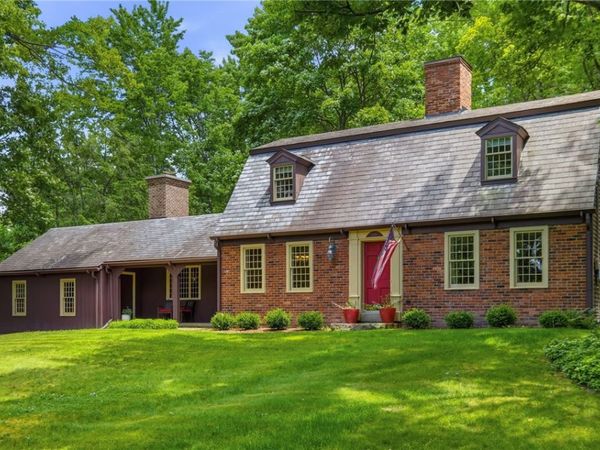 10580 Landau Dr, Wexford, PA 15090