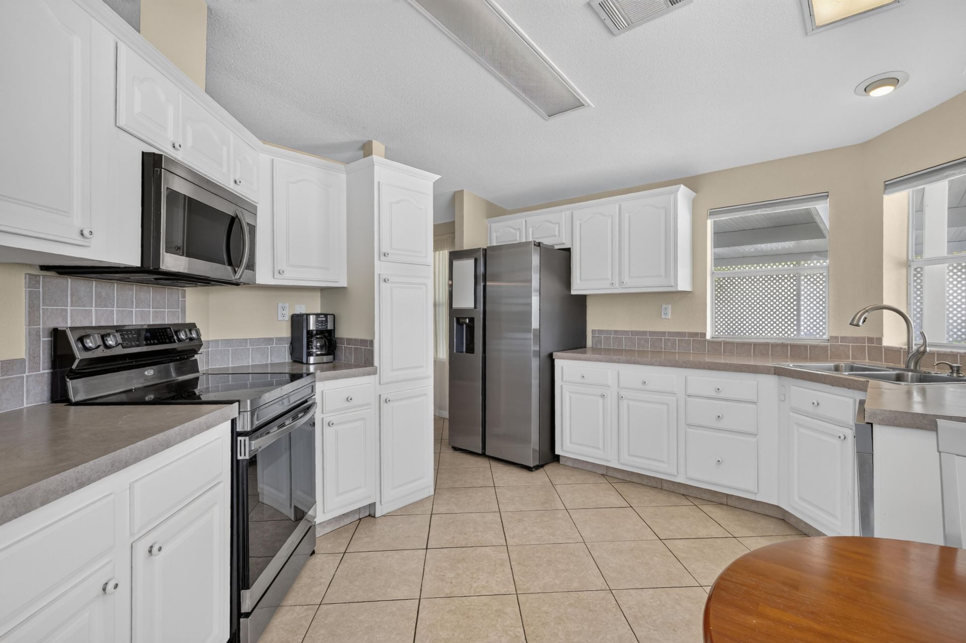 8004 Long Drive, Port Saint Lucie, FL 34952 Photo