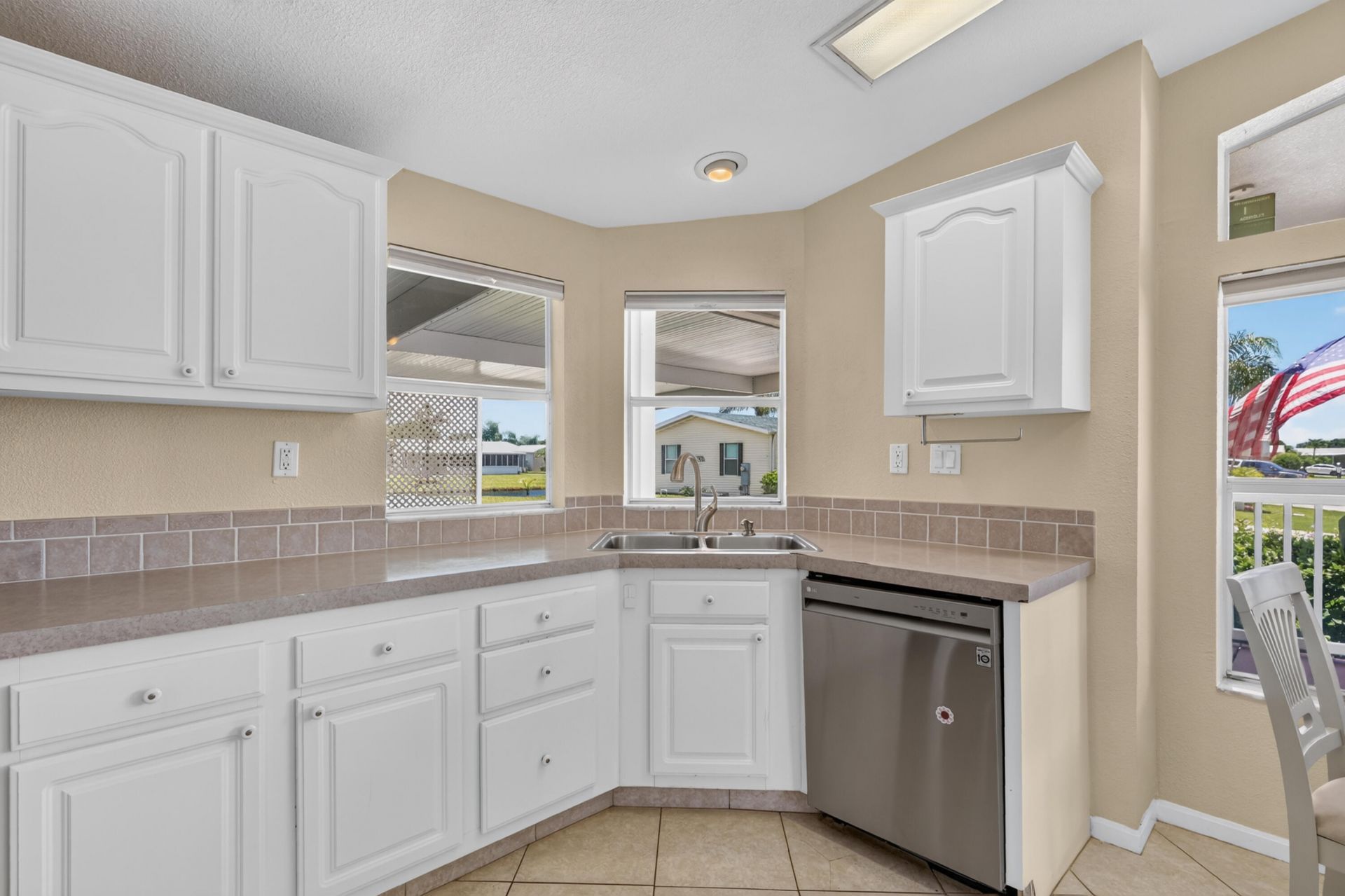 8004 Long Drive, Port Saint Lucie, FL 34952 Photo