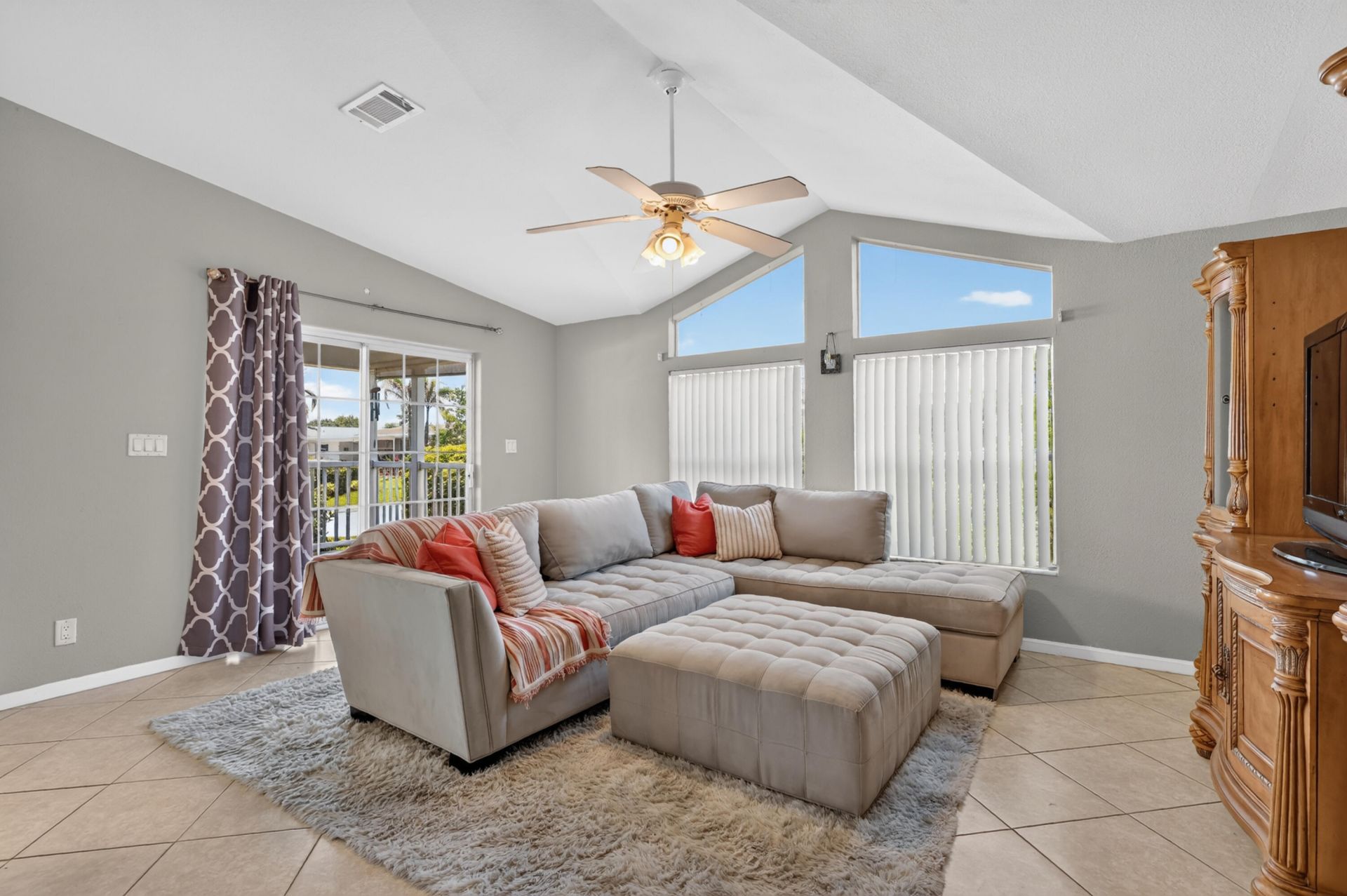 8004 Long Drive, Port Saint Lucie, FL 34952 Photo