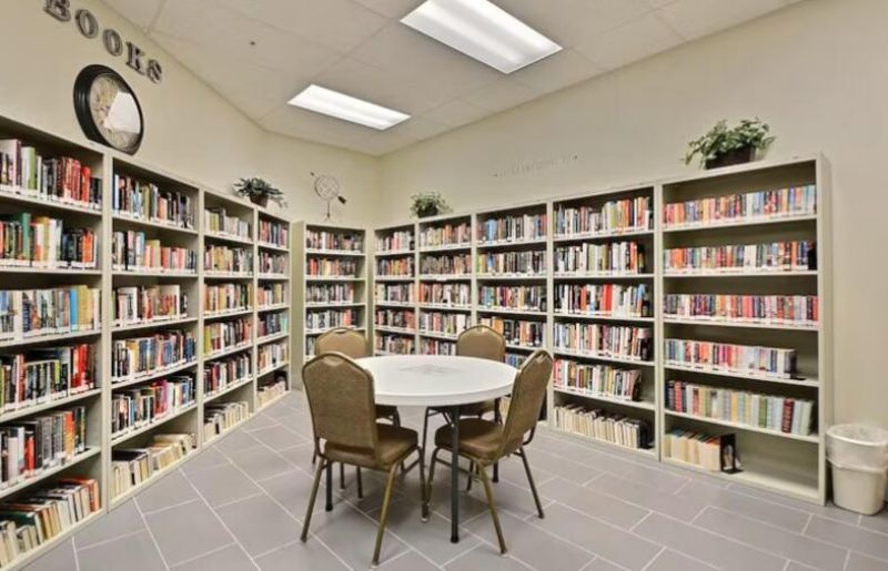8004 Long Drive, Port Saint Lucie, FL 34952 Photo
