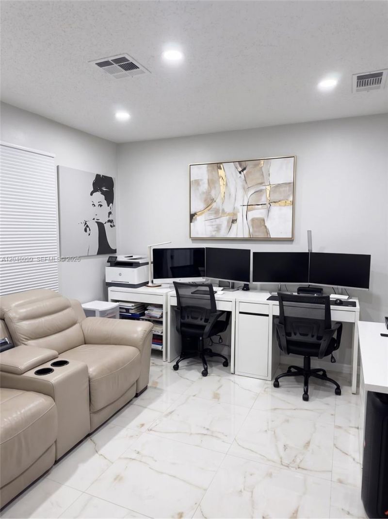 324 Patio Village Ter , Weston, FL 33326 Photo