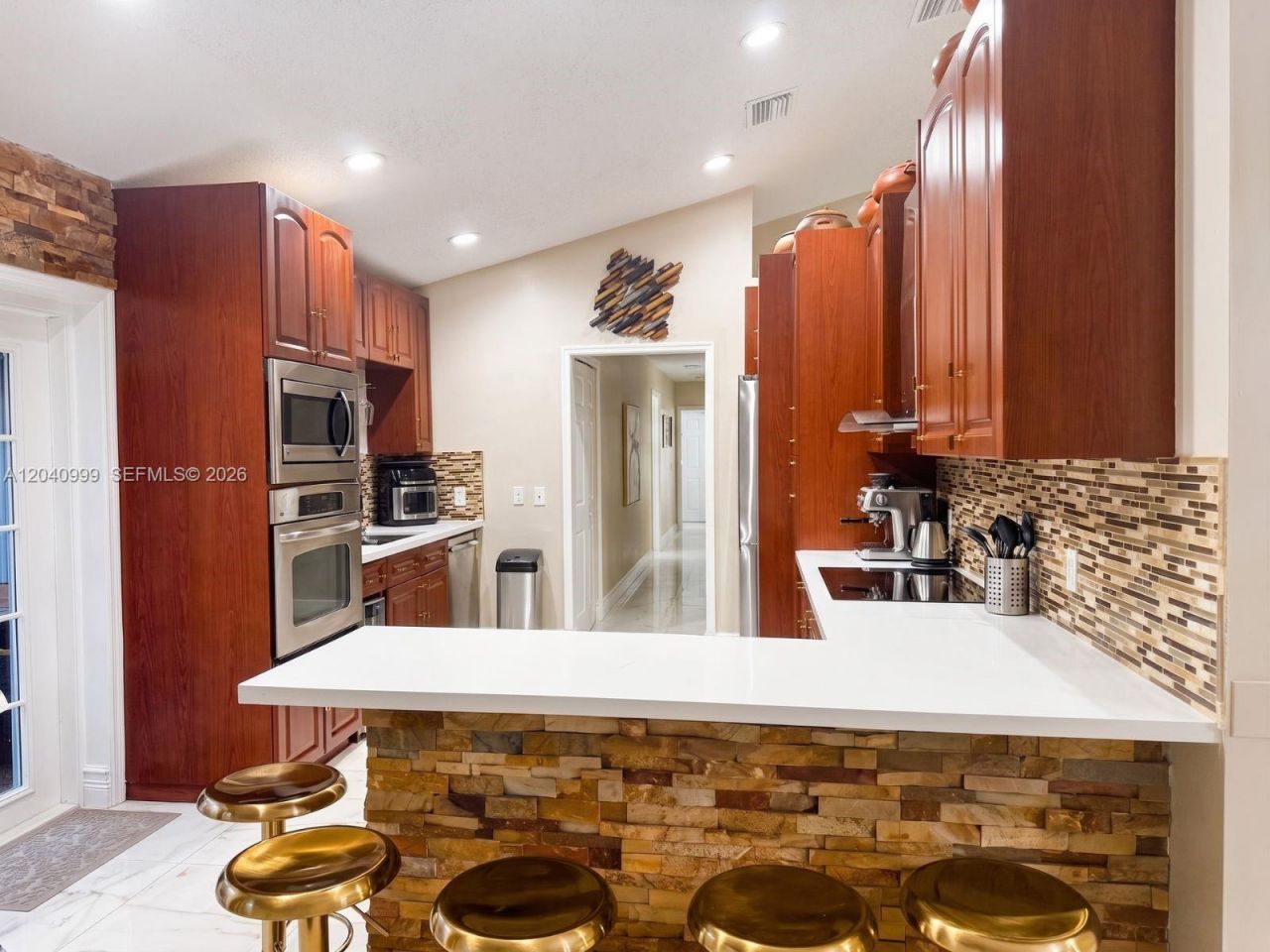 324 Patio Village Ter , Weston, FL 33326 Photo