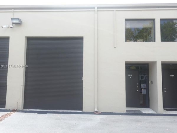 12135 SW 131st Ave , Miami, FL 33186