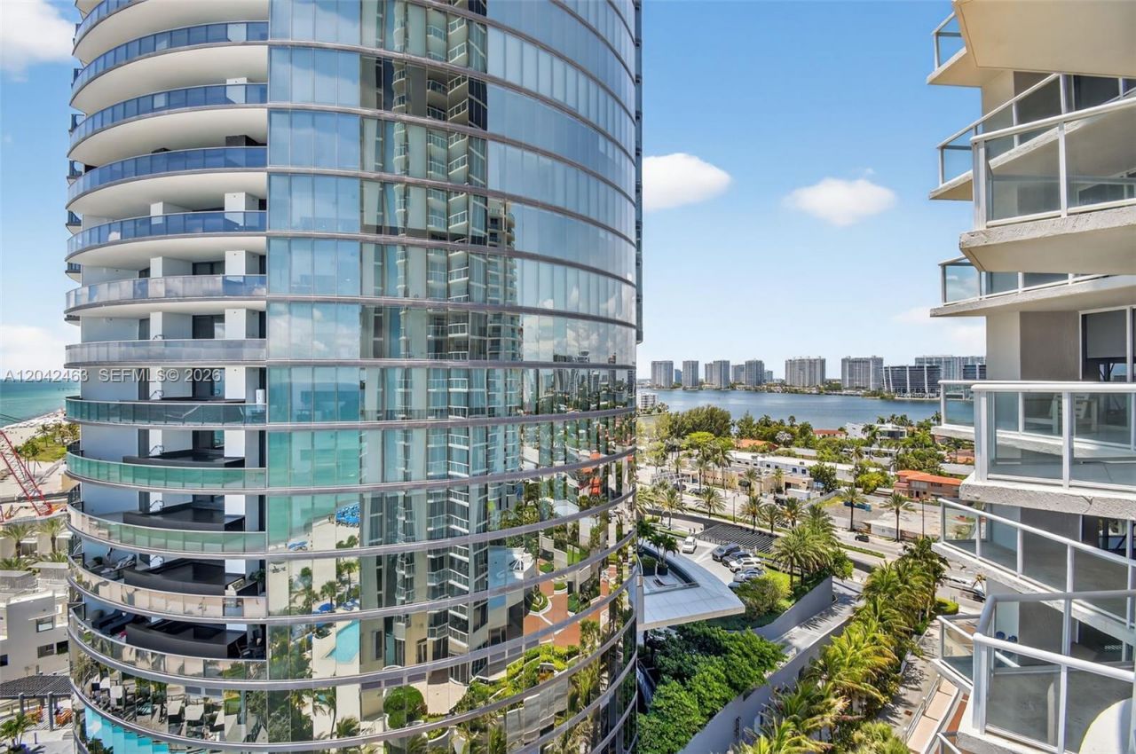 18671 Collins Ave , Unit 1401, Sunny Isles Beach, FL 33160 Photo