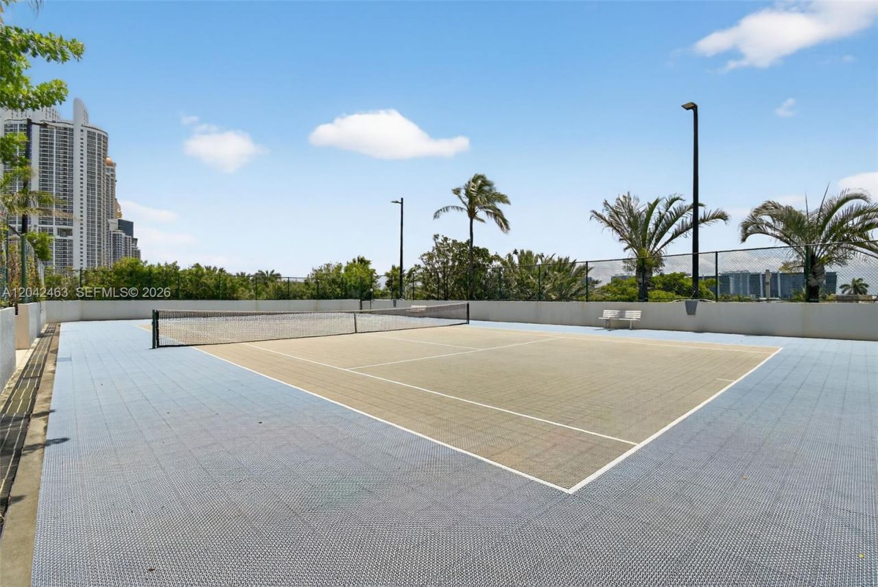 18671 Collins Ave , Unit 1401, Sunny Isles Beach, FL 33160 Photo