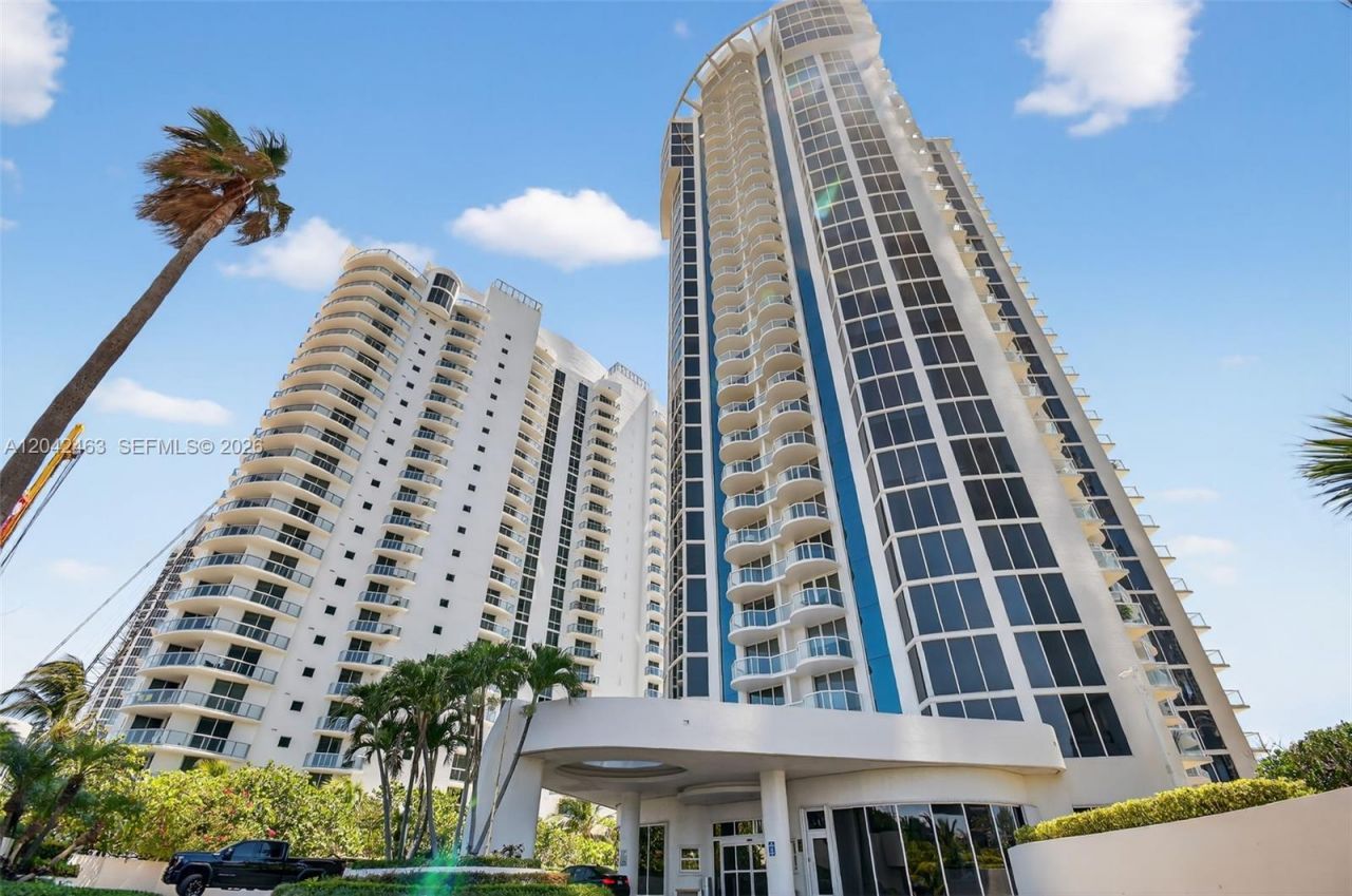18671 Collins Ave , Unit 1401, Sunny Isles Beach, FL 33160 Photo