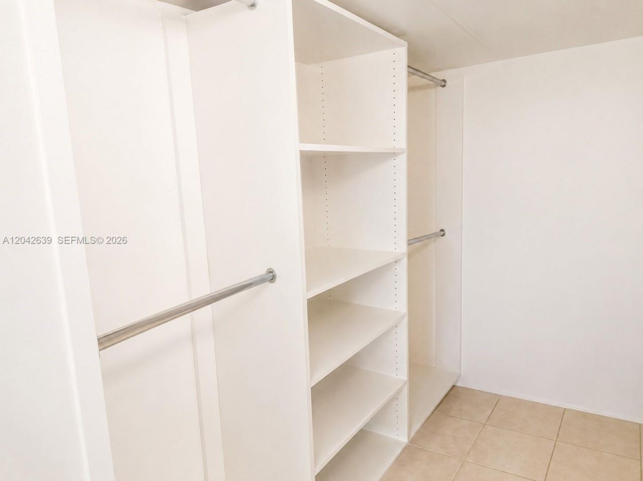 500 W Village Green Cir W, Unit 308, Palm Springs, FL 33461 Photo