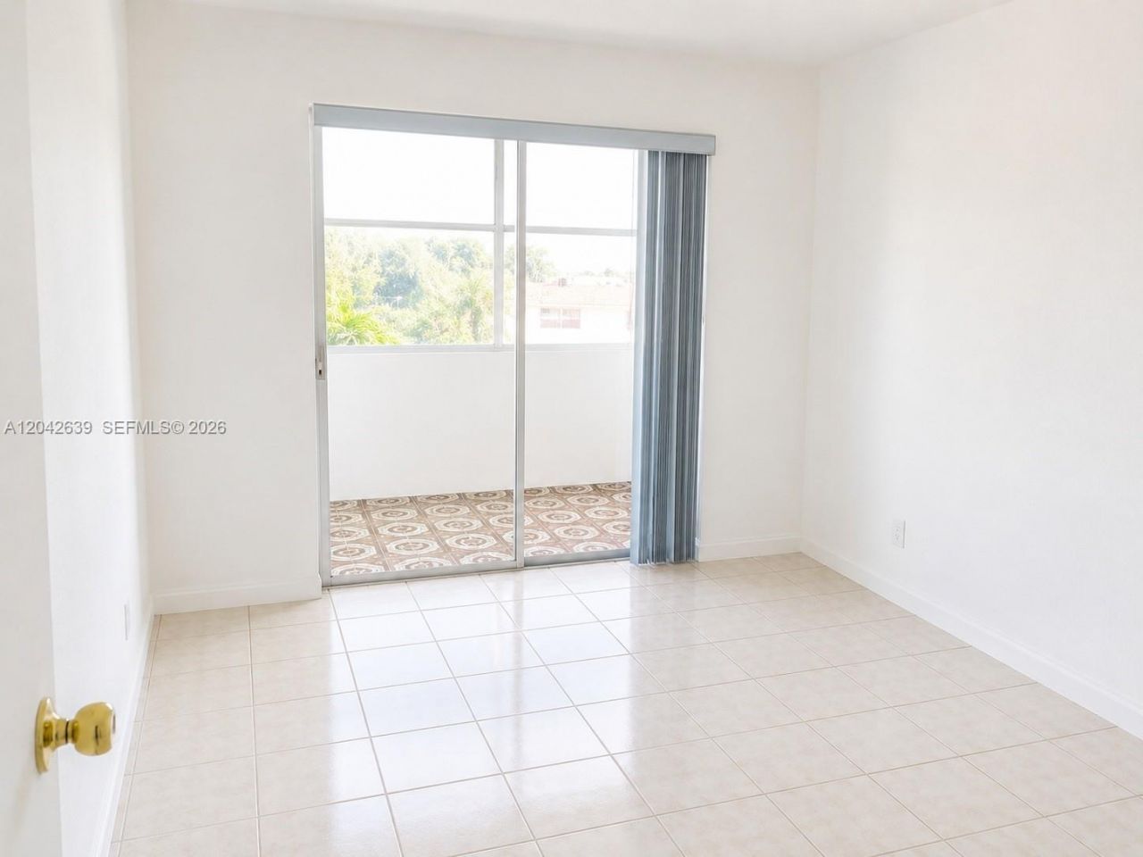 500 W Village Green Cir W, Unit 308, Palm Springs, FL 33461 Photo