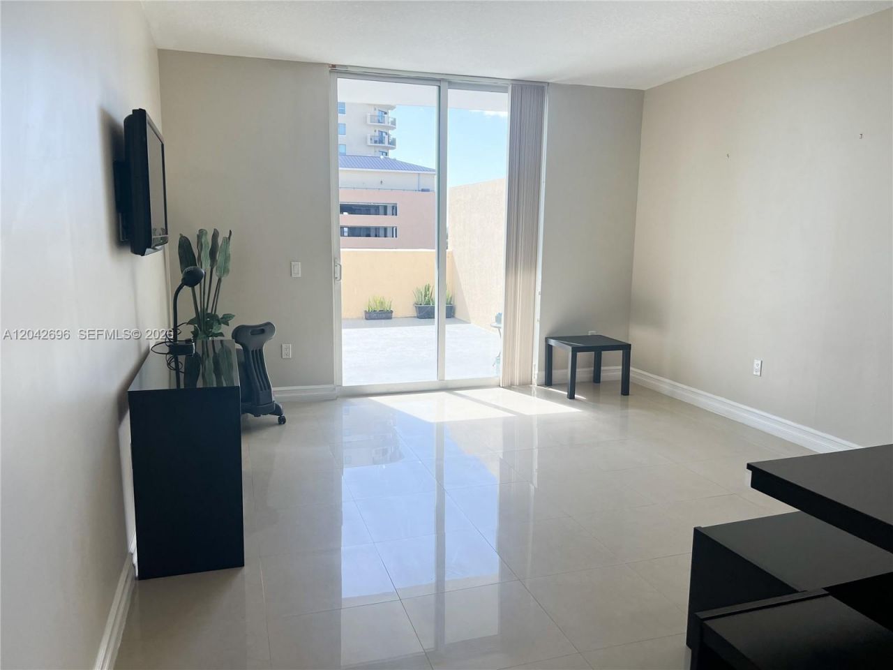 117 NW 42nd Ave, Unit 506, Miami, FL 33126 Photo