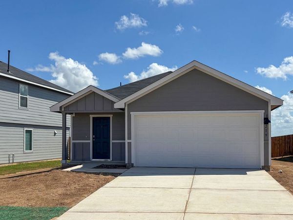219 Howard Drive, Maxwell, TX 78656